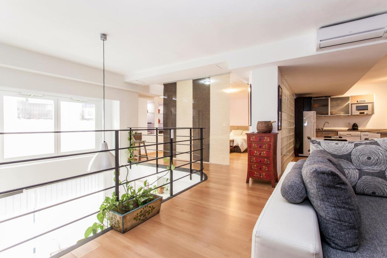 セビリアLf Parking Incluido Amplio Loft En Barrio Santa Cruzアパートメント エクステリア 写真