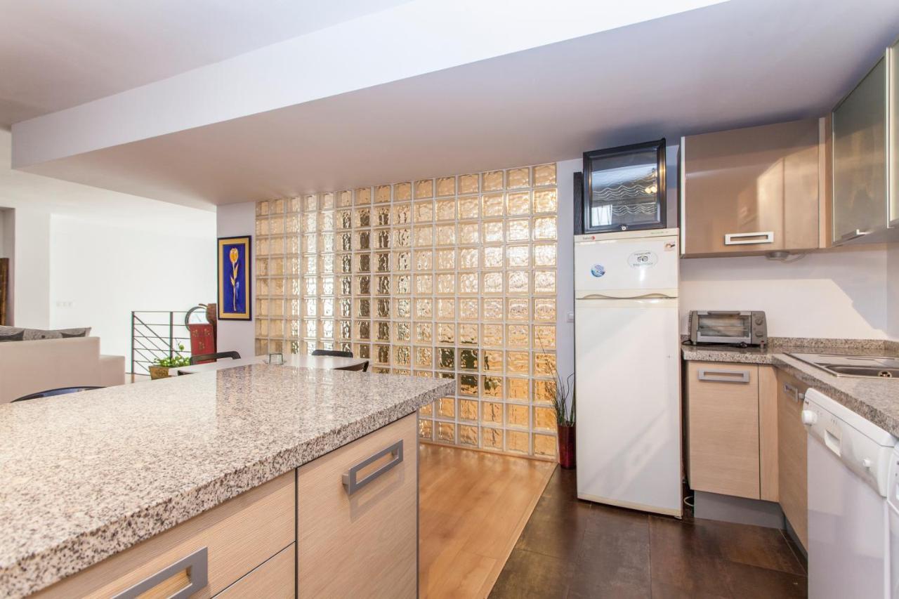 セビリアLf Parking Incluido Amplio Loft En Barrio Santa Cruzアパートメント エクステリア 写真