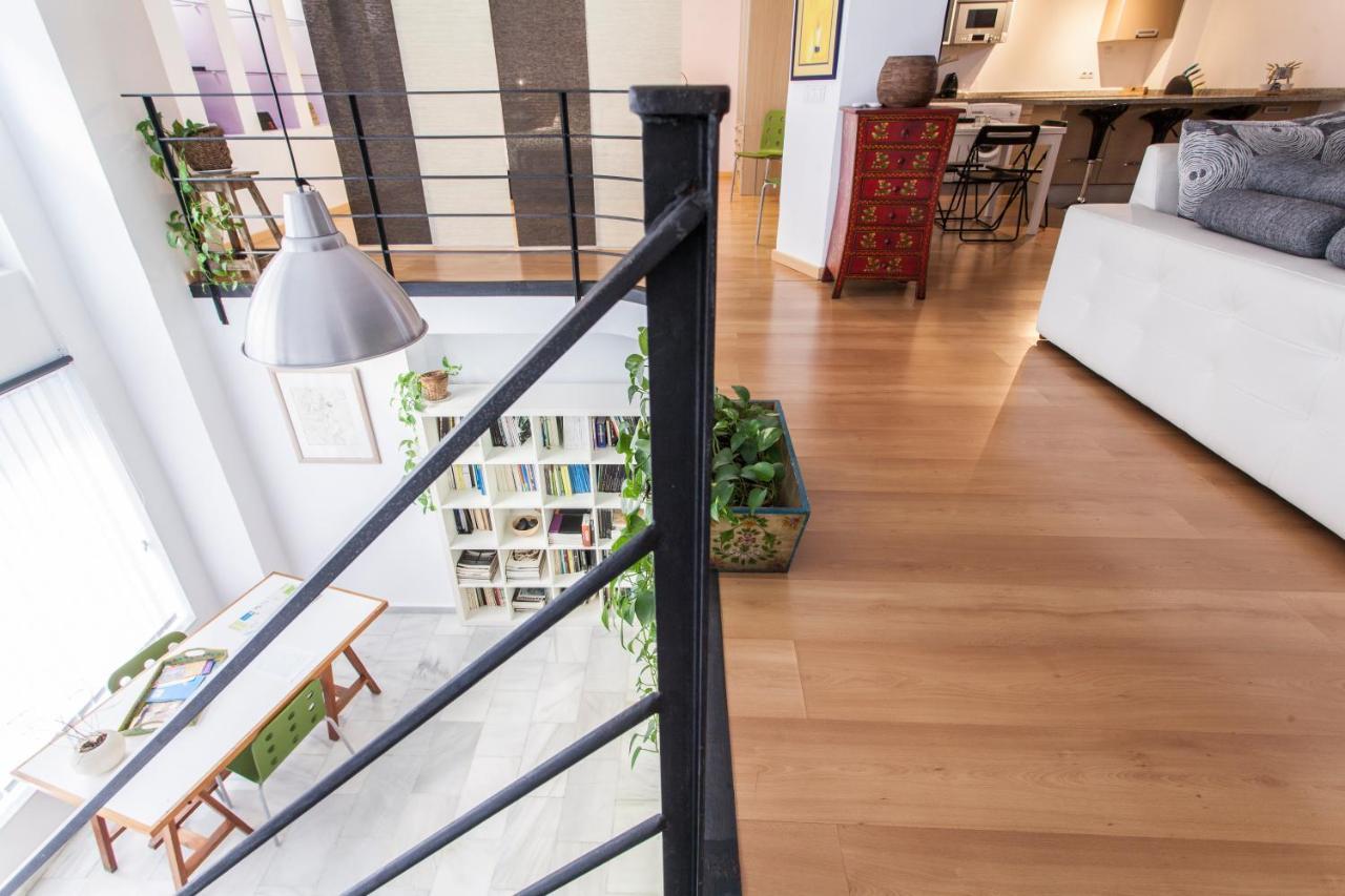 セビリアLf Parking Incluido Amplio Loft En Barrio Santa Cruzアパートメント エクステリア 写真