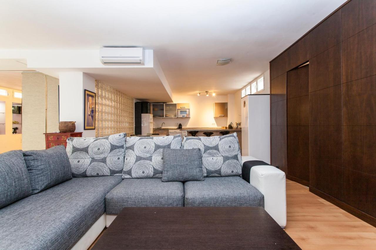 セビリアLf Parking Incluido Amplio Loft En Barrio Santa Cruzアパートメント エクステリア 写真